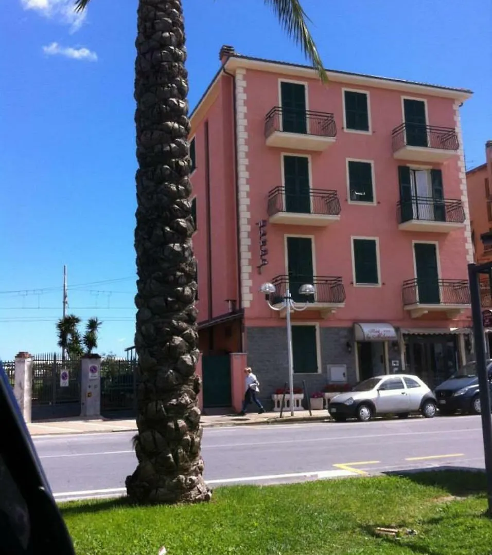 Hotel La Milanese Pietra Ligure